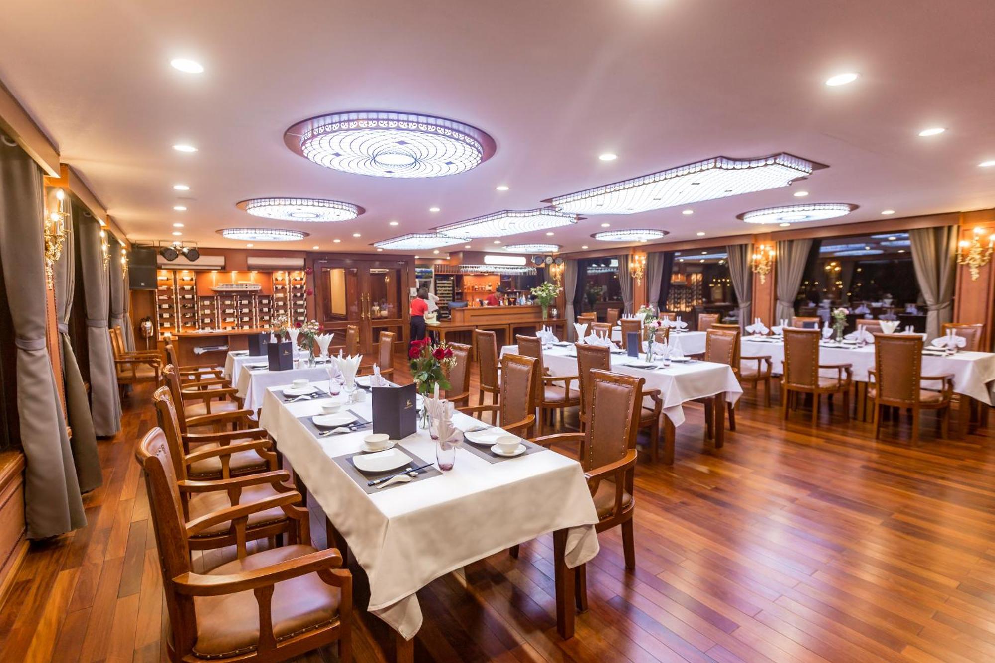 Le Journey Elegance Cruise Hotel Ha Long Bagian luar foto