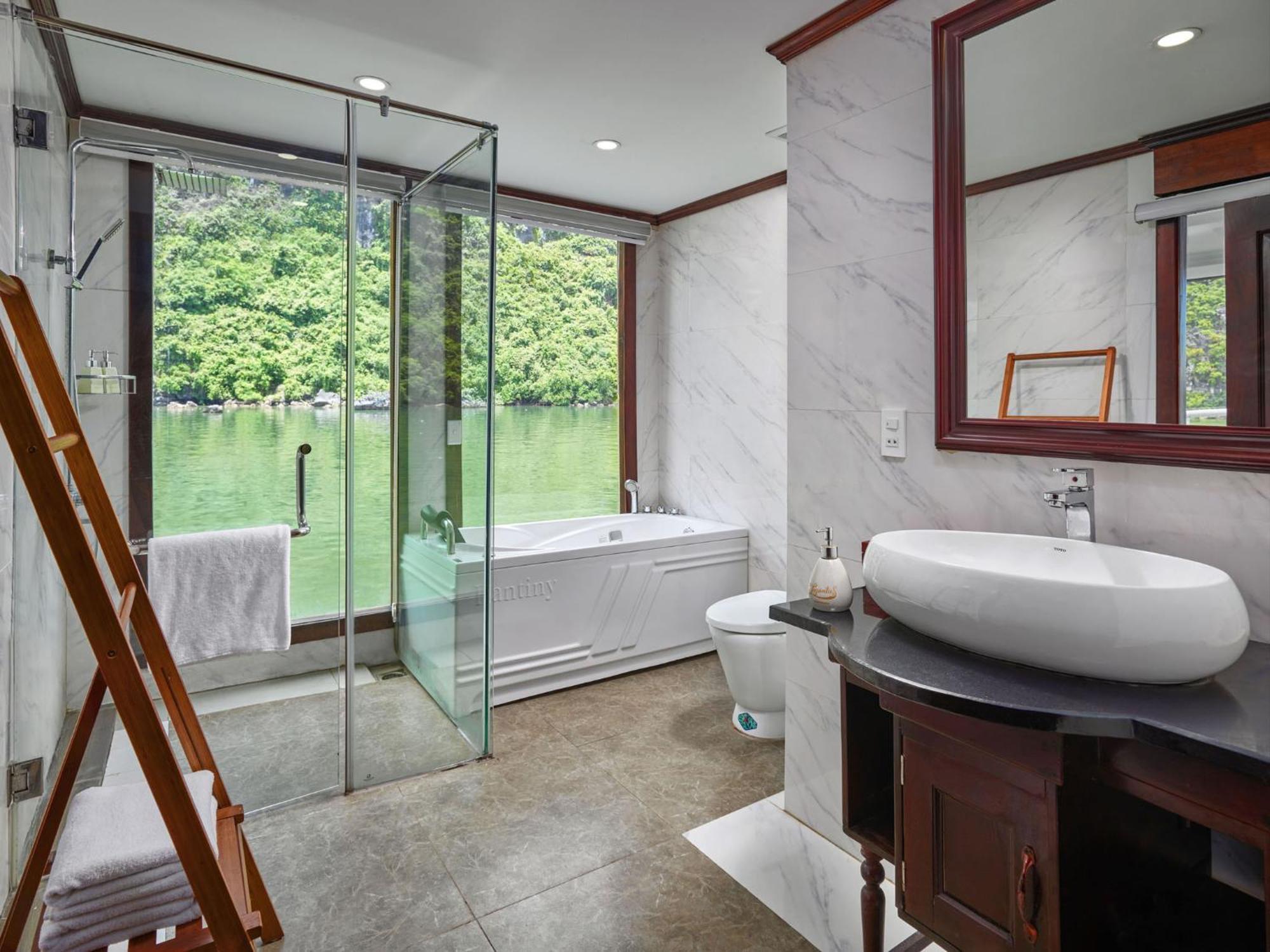 Le Journey Elegance Cruise Hotel Ha Long Bagian luar foto