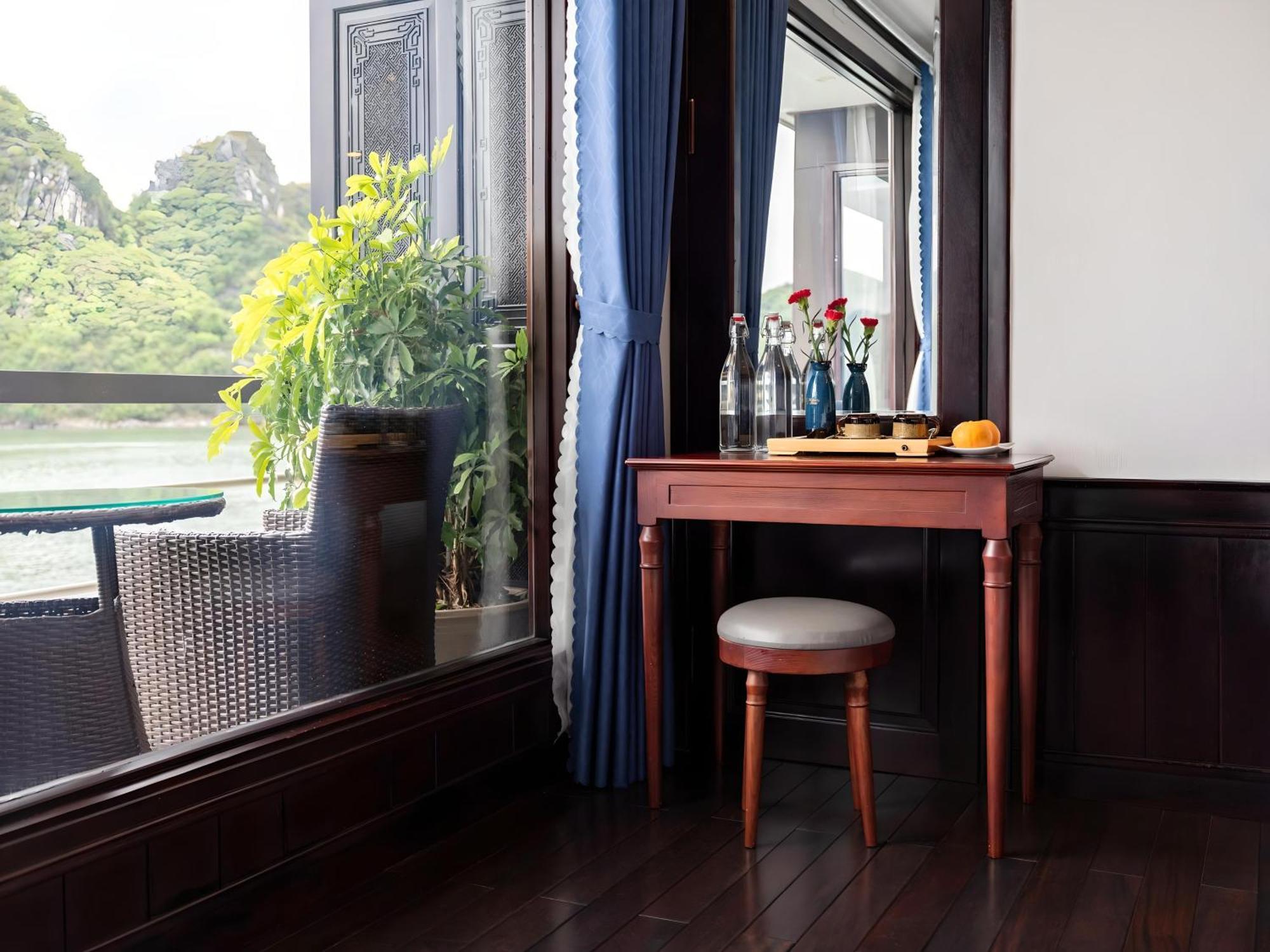 Le Journey Elegance Cruise Hotel Ha Long Bagian luar foto